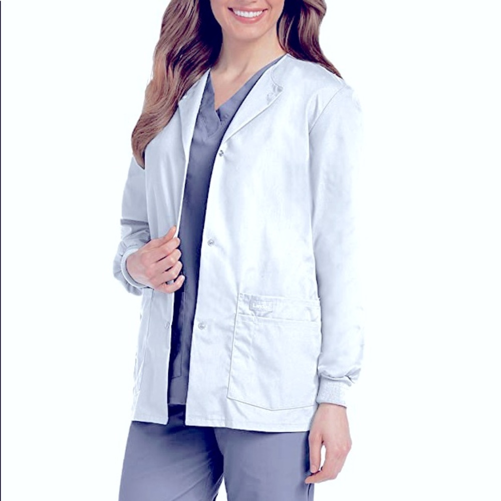XL Landau White Scrub Jacket, NWT never worn (does fit a little big)
